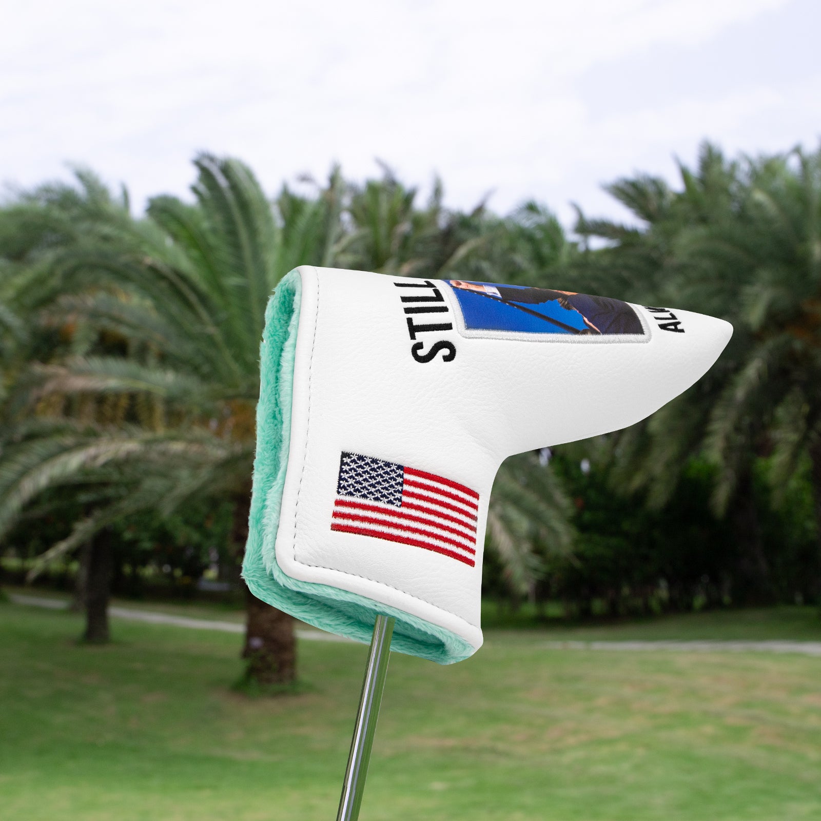 STILL STANDING Blade Putter Cover β Sweet Style, Soft Feel, and a Hole-in-One Fit! π¦ποΈββοΈ