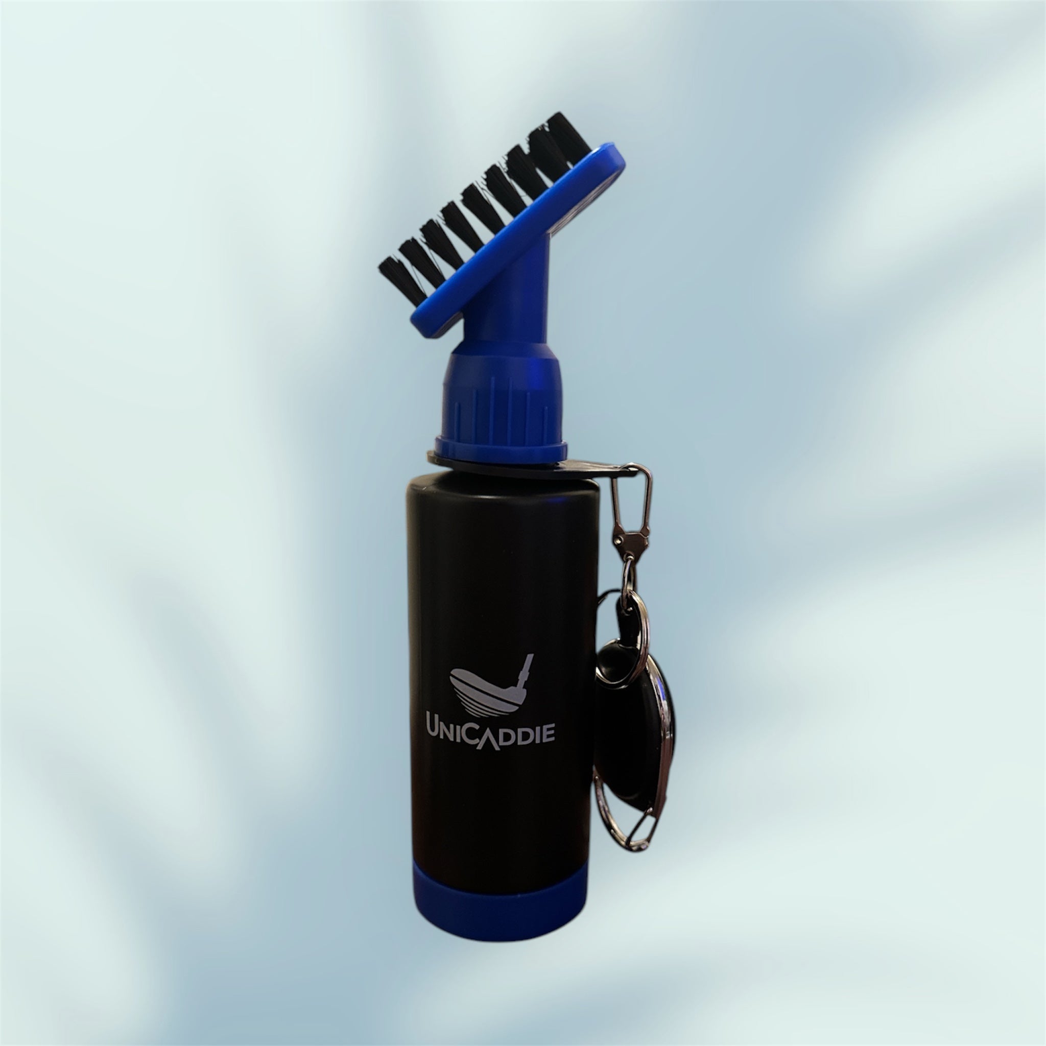UniCaddie Squeeze Type Golf Club Cleaning Brush β Leak-Proof 4oz Water Bottle & Clip for On-the-Go Clean! ποΈββοΈπ§π§Ή
