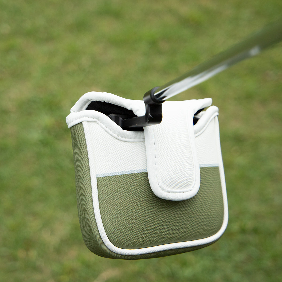 Just Tap it In Mallet Putter Cover β Sweet Style, Soft Feel, and a Hole-in-One Fit! π¦ποΈββοΈ