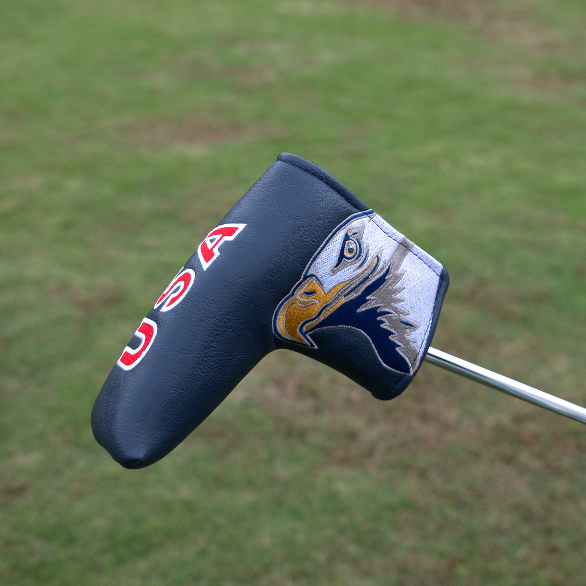 USA Blade Putter Cover β Sweet Style, Soft Feel, and a Hole-in-One Fit! π¦ποΈββοΈ