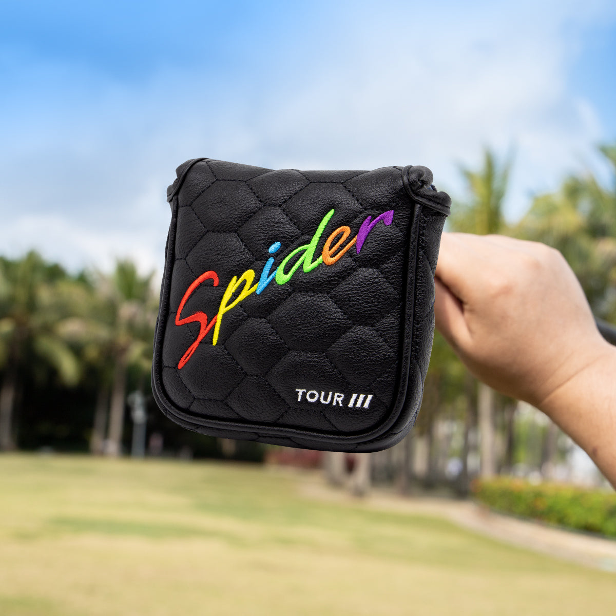 **New Arrivals** Faux Leather Putter Cover (Spider- Mallet） – Durable, Soft, and Stylish Headcover with Magnetic Closure for Secure Fit. Protects Your Putter from Dings and Scratches