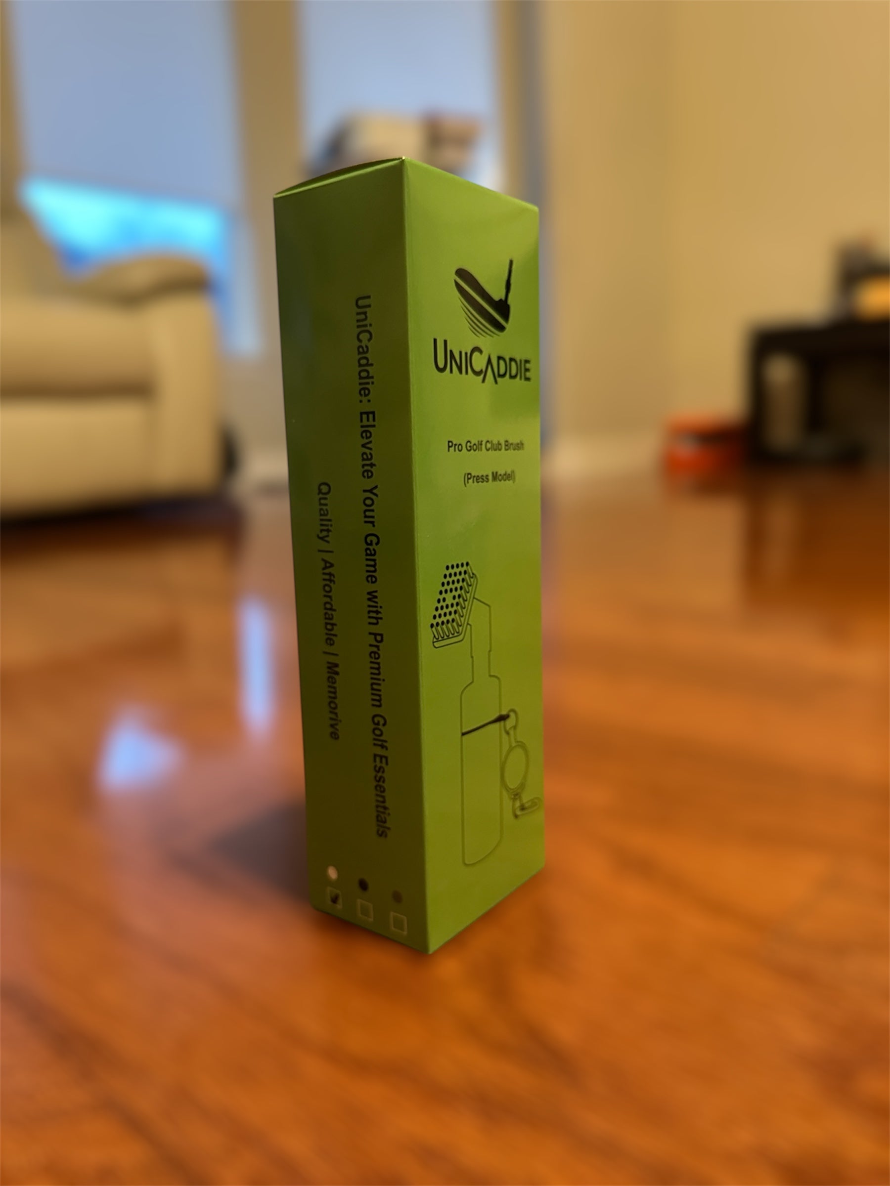 UniCaddie Press Type Golf Club Cleaning Brush – Leak-Proof 4oz Water Bottle & Clip for On-the-Go Clean! 🏌️‍♂️💧✨